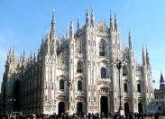 2011-06-03-11-21-58-6-milan-cathedral-is-the-exceptionally-large-and-ela.jpeg